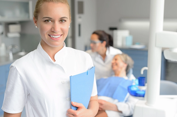Labor-Marketingshutterstock_204821461