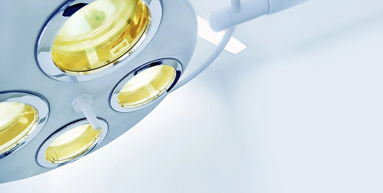 Licht_Fotolia_26210237_FB-Allogene-Knochenblöcke