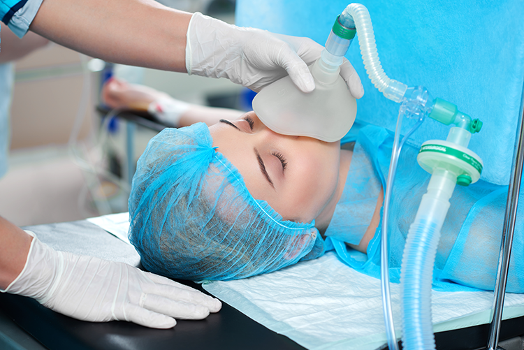 female-patient-undergoing-surgery-serhii_bobyk-freepik.com-15762910