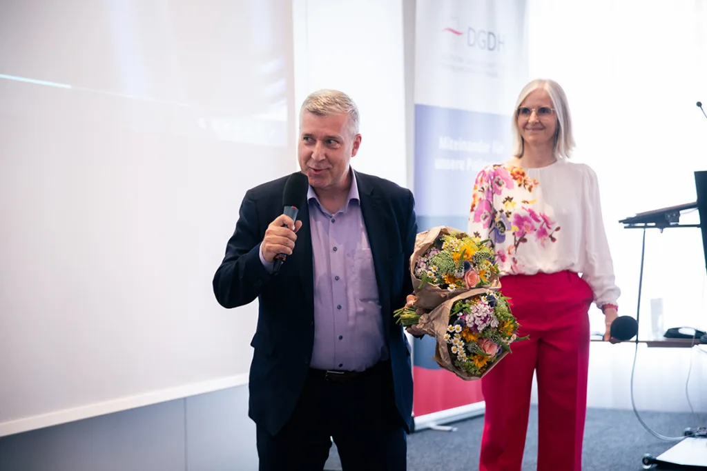 Prof. Dr. Bernadette Pretzl (DG PARO), PD Dr. Georg Cachovan (Philips)