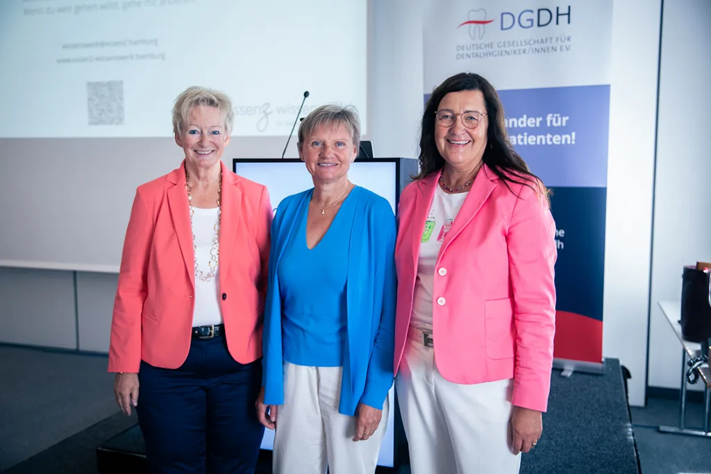 v. l. n. r.: Sylvia Fresmann (DGDH), Marija Krauß (DGDH), Heike Wilken (DGDH)