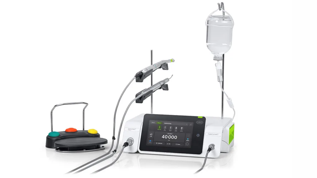 Einfache und intuitive Bedienung mit dem neuen 7‘‘ Display des Implantmed Plus II.