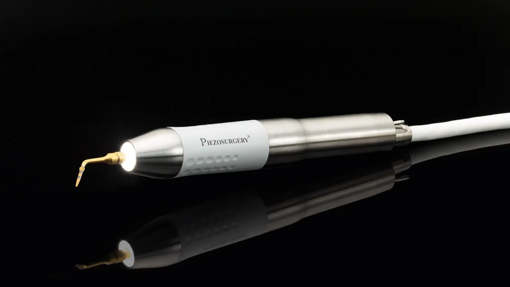 Im MT-Bone wurde die Leistung von PIEZOSURGERY® nochmals um bis zu 20% gesteigert. Besonders bei den am häufigsten verwendeten Instrumenten verbessert dies sowohl die Schneideffizienz als auch die Instrumenten-Performance.