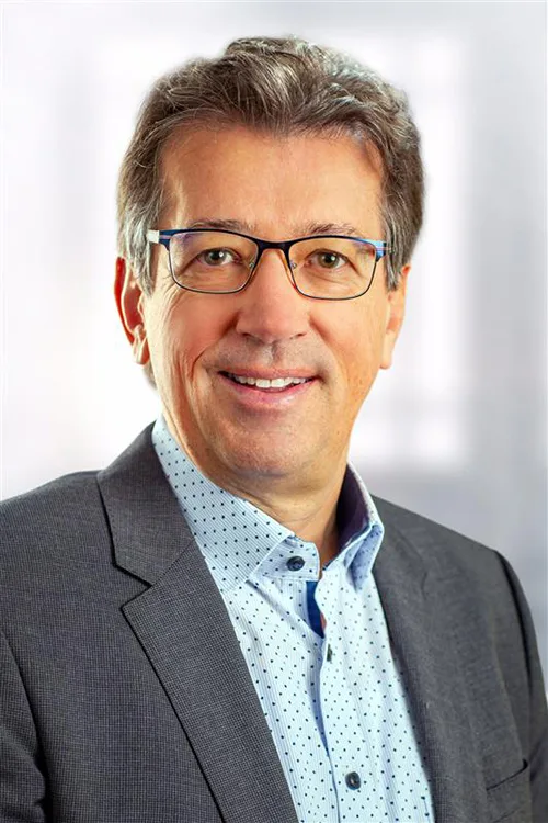 Mathias Kraus, Vice President Endodontic Solutions bei Dentsply Sirona.