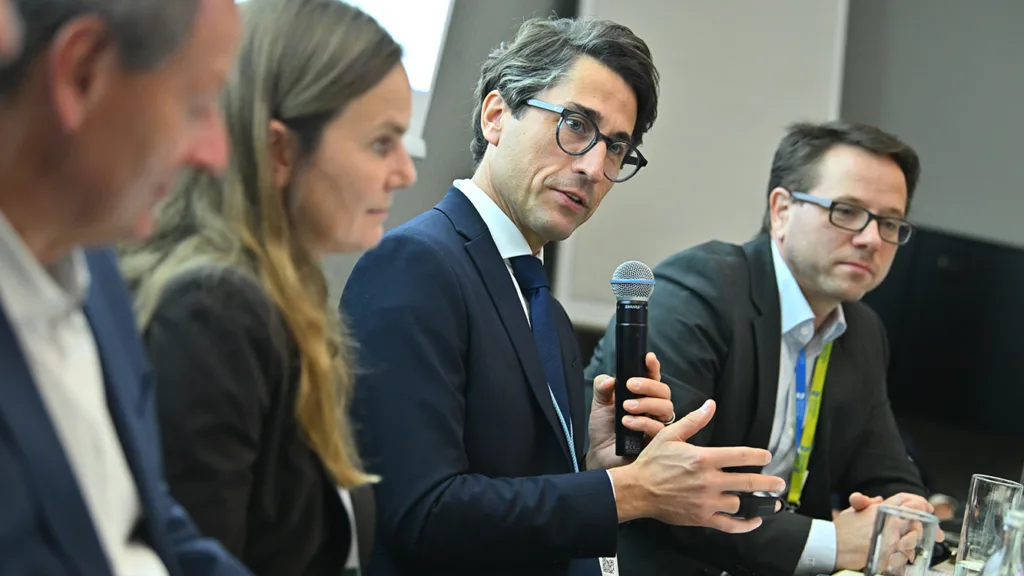 Abb. 2: Prof. Dr. Henrik Dommisch, Direktor der Abteilung für Parodontologie, Oralmedizin und Oralchirurgie an der Charité – Universitätsmedizin Berlin, hat jüngst veröffentlichte S2k-Leitlinie „Diabetes und Parodontitis“ mitverfasst.