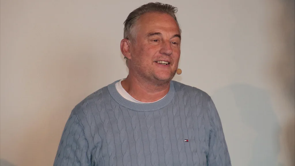 Dipl. ZT Olaf van Iperen: „Grundlage der klinischen Erfolgs in der Implantologie bleibt jedoch auch zukünftig die enge Kooperation aller beteiligten Fachdisziplinen.“