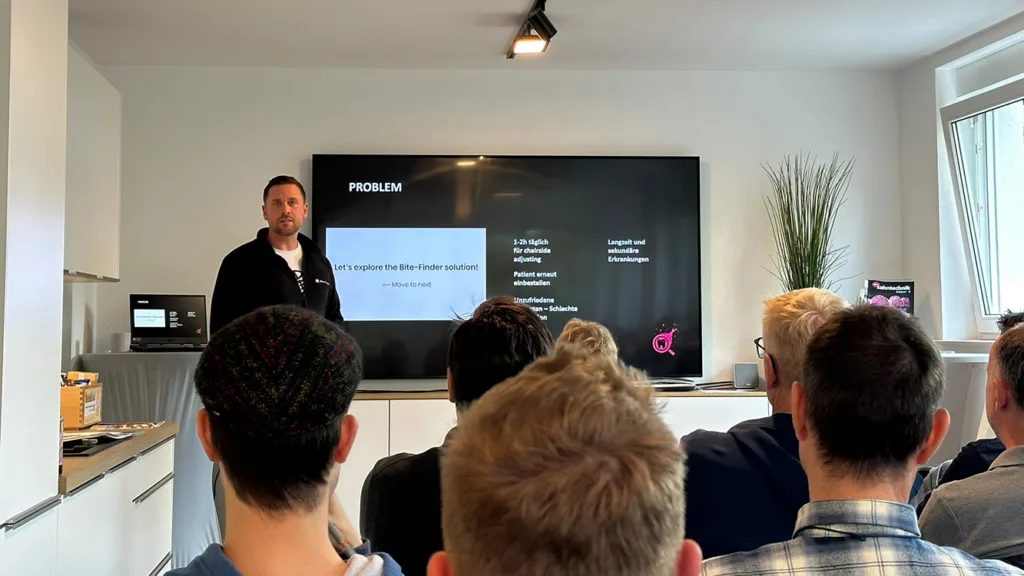 Vortragsthema von Alexander Füller (Bite-Finder): „Digitale Artikulation mit Bite-Finder: Patientenspezifische, statische und dynamische Okklusion per Knopfdruck.“