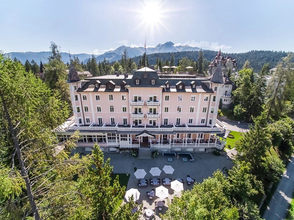 Das 4* Romantik Hotel Schweizerhof in Flims.