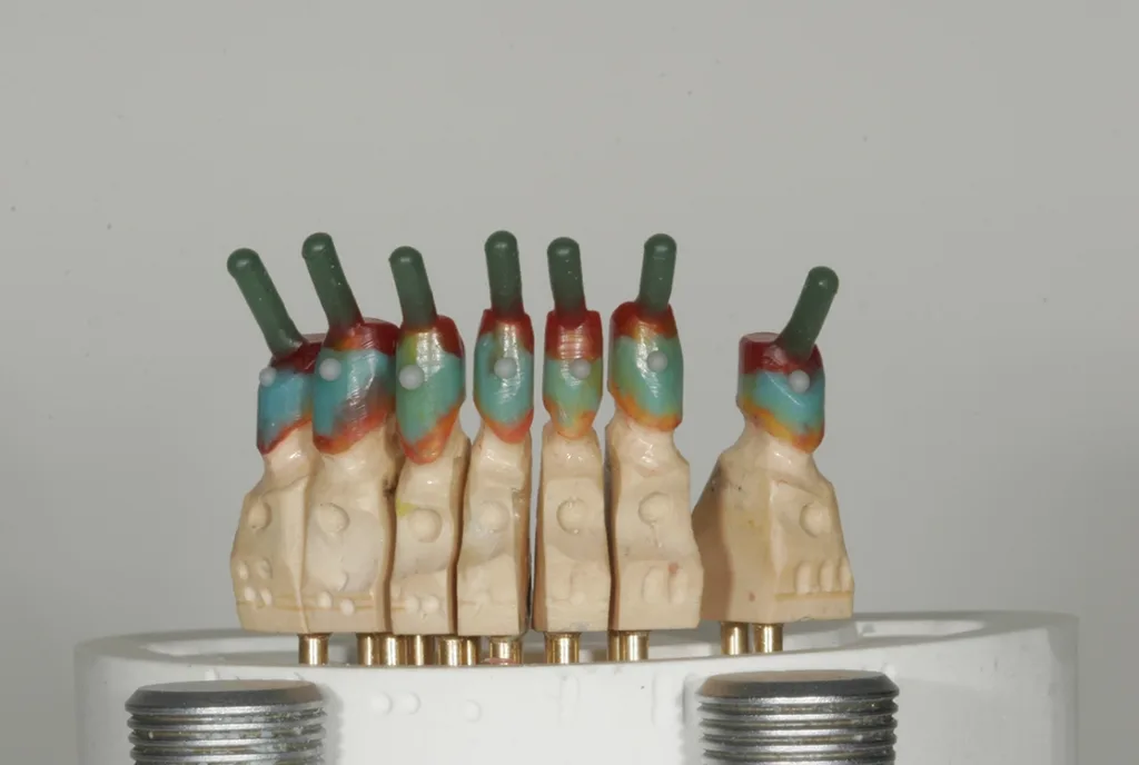 Mit Gusskanälen und Retentionsperlen