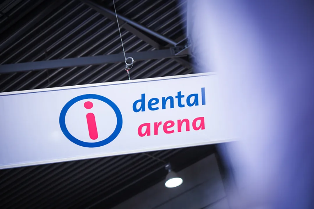 Logo dental arena