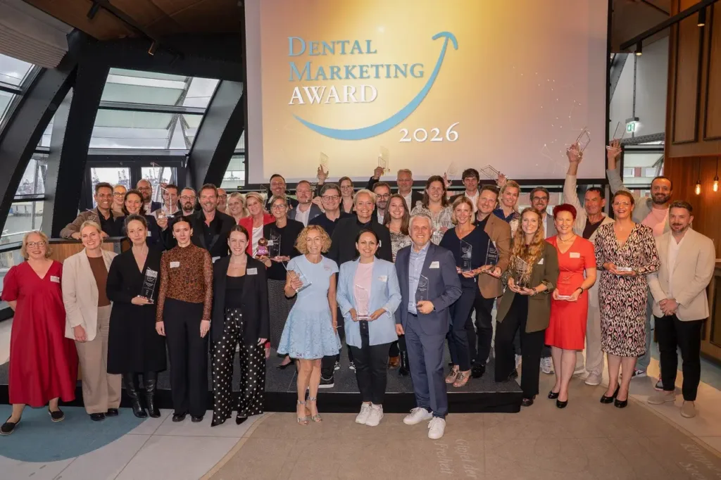 Gemeinschaftsfoto der Preisträger des Dental Marketing Awards 2026