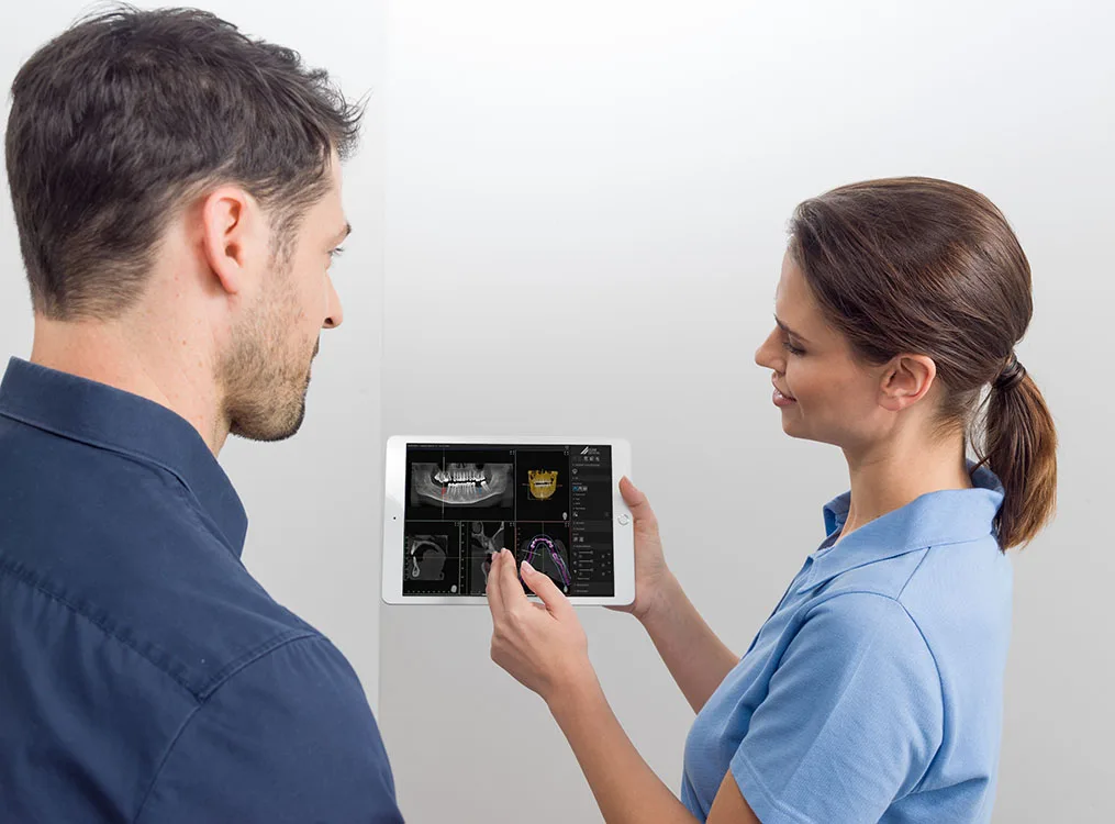 Die Zukunft der digitalen dentalen Bildgebung fängt schon heute an: sichere Daten in unterschiedlichen Formaten am Monitor der Behandlungseinheit, auf dem Tablet und anderen Endgeräten betrachten.