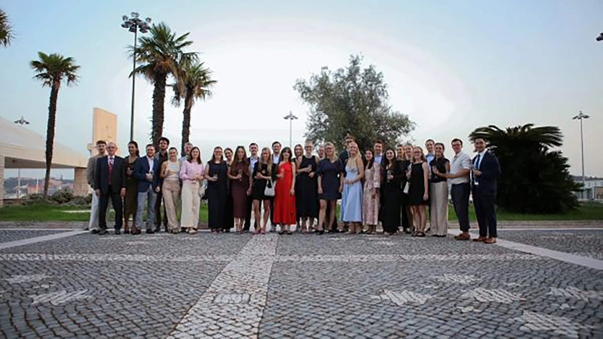 Teilnehmerinnen und Teilnehmer vor der feierlichen Preisverleihung am Abend des 3. September 2026 im Centro Cultural de Belem