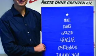 Christian Katzer, Geschäftsführer von Ärzte ohne Grenzen Deutschland, bedankt sich bei VOCO für die Spende.