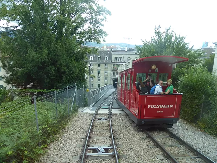 Die Polybahn ist eine Fahrt wert.