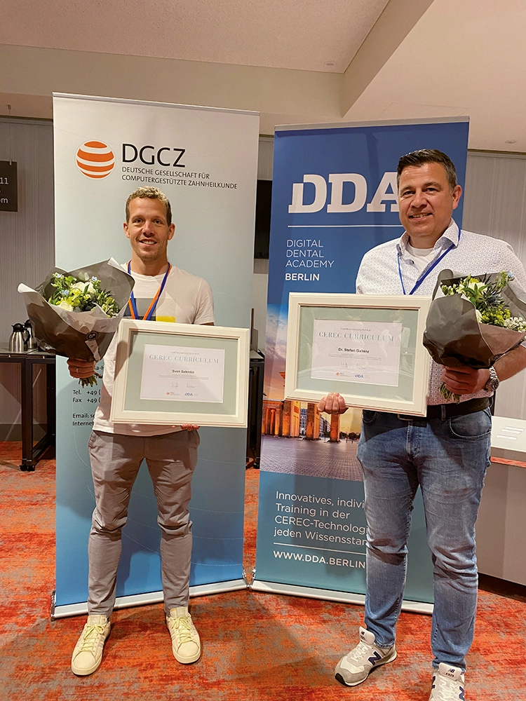 Cerec Curriculum-Absolventen mit Zertifikat: Dr. Stefan Galenz und ZA Sven Salentin (v.l.n.r.).