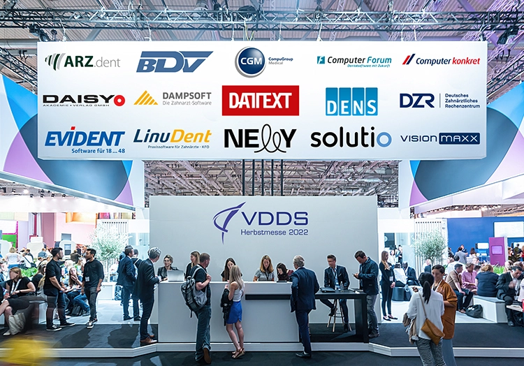 Die VDDS Herbstmesse 2022 soll nochmals erweiterte Möglichkeiten bieten, fokussiert mit den Experten aus der Dentalsoftware-Branche in Kontakt zu treten und sich aus erster Hand über aktuelle Trends und Lösungen zu informieren.
