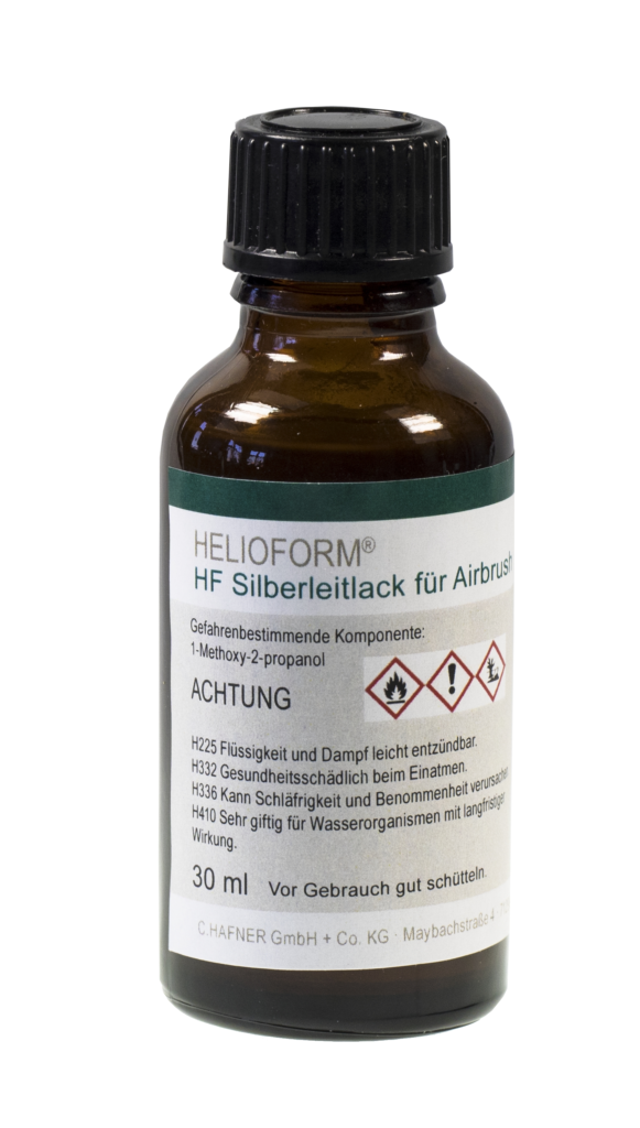Abb. 11: Für die Airbrushpistole wird ein spezieller Lack in dünnerer Konsistenz benötigt.
