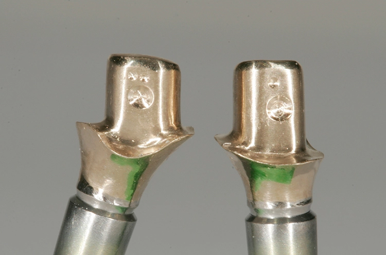 Abb. 147: Abutments markiert, mit Retentionsmulden für TK-Snap.