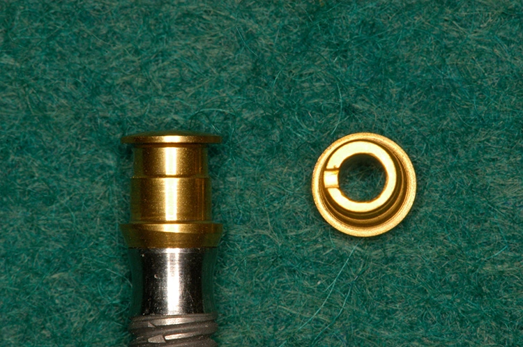 Abb. 17: Dezentrisches „EBF“-Abutment.