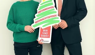Melanie Silbermann (links) und Dr. Axel Bernecker (rechts)