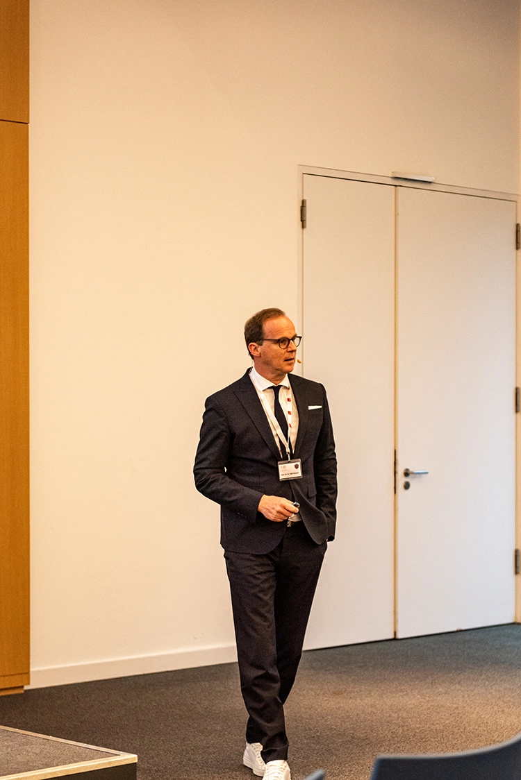 Das Programm des reinen Präsenzkongresses hatten er und Prof. Dr. Dr. Ralf Smeets zusammengestellt.