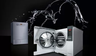 Bewährtes Duo in vielen Zahnarztpraxen: ein Miele-Thermodesinfektor der Modellreihe PG 8591 und ein Kleinsterilisator Cube X. Beide werden jetzt deutlich günstiger als zu regulären Preisen angeboten und auch in attraktiven Aktionspaketen.