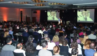 „Alles bleibt anders“ beim 22. Prothetik Symposium am 01. Dezember in Berlin.
