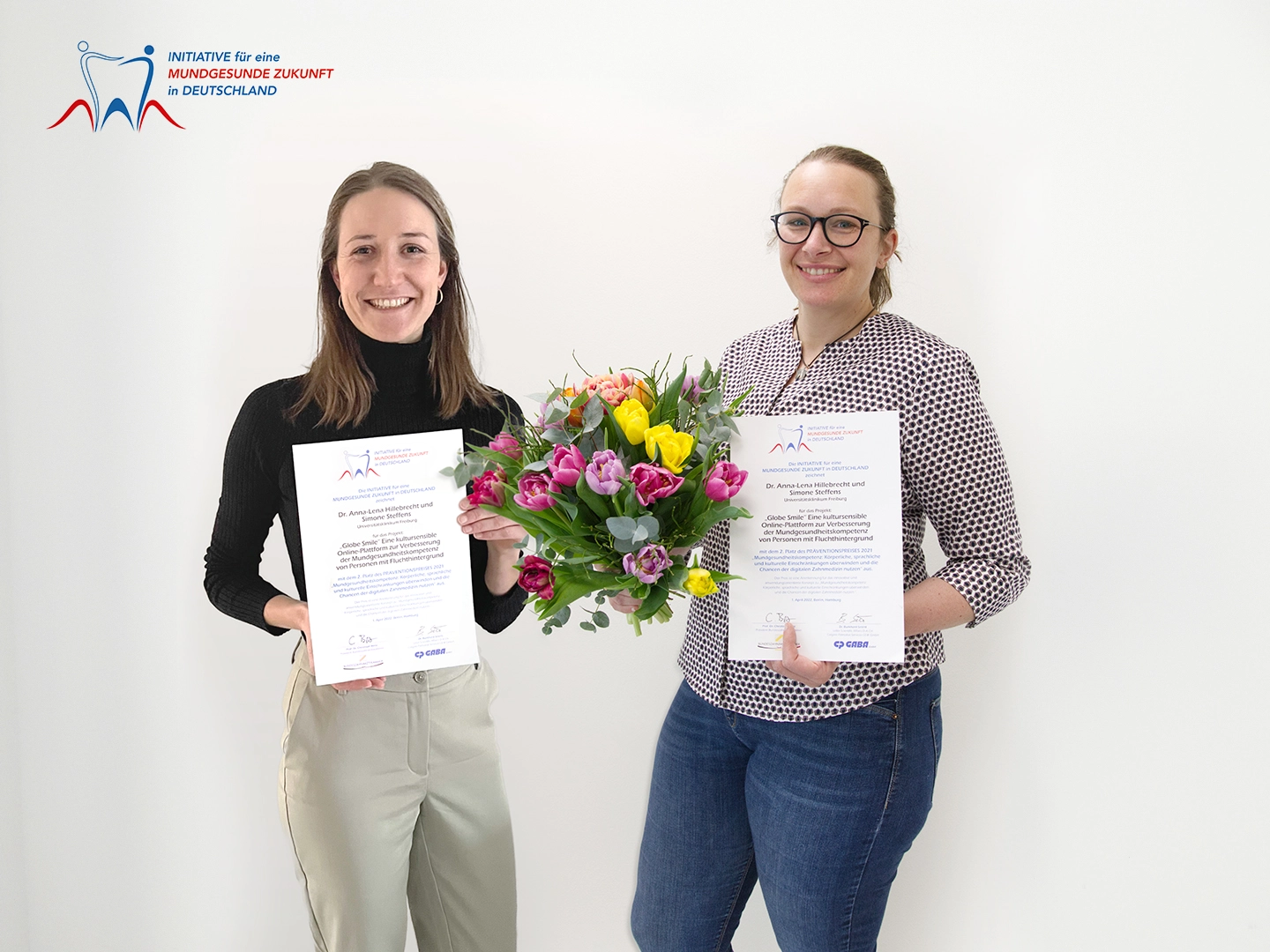 2. Preis: (v.l.n.r.) Simone Steffens, Dr. Anna-Lena Hillebrecht, Universitätsklinikum Freiburg.