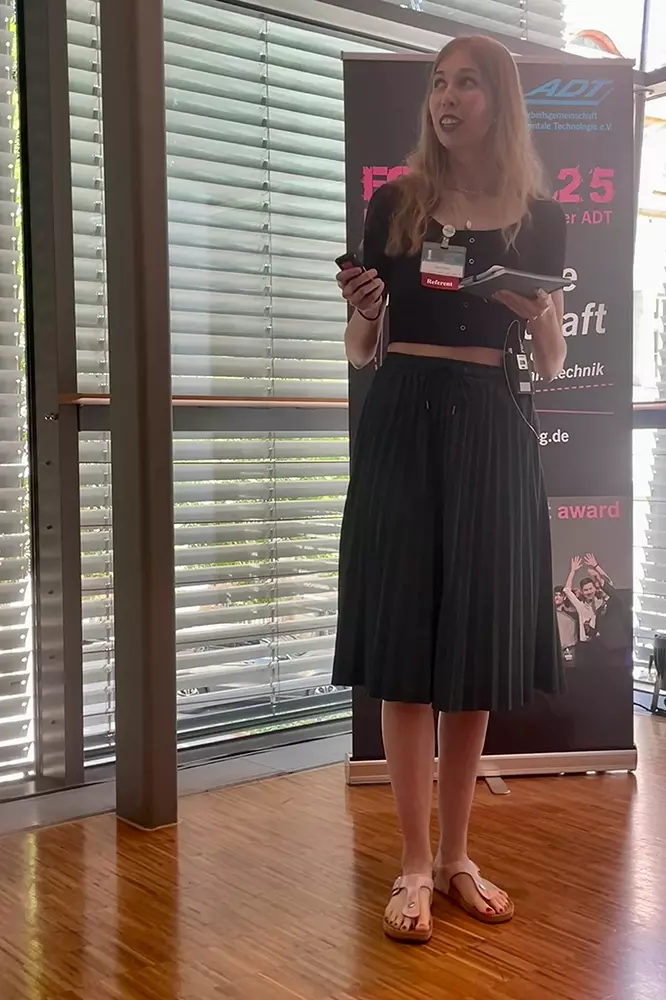 Sarah Groß, 1. Referentin, Forum 25.