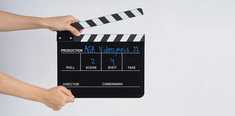 Der Videopreis der AG Keramik wird seit 2012 für Kurzfilme vergeben, die Anregungen, Arbeitsschritte sowie Tipps bei der Restauration aus Keramik oder Hybrid-Werkstoffen zeigen. Bis 30. Juni 2022 nimmt die AGK-Geschäftsstelle Bewerbungen entgegen.