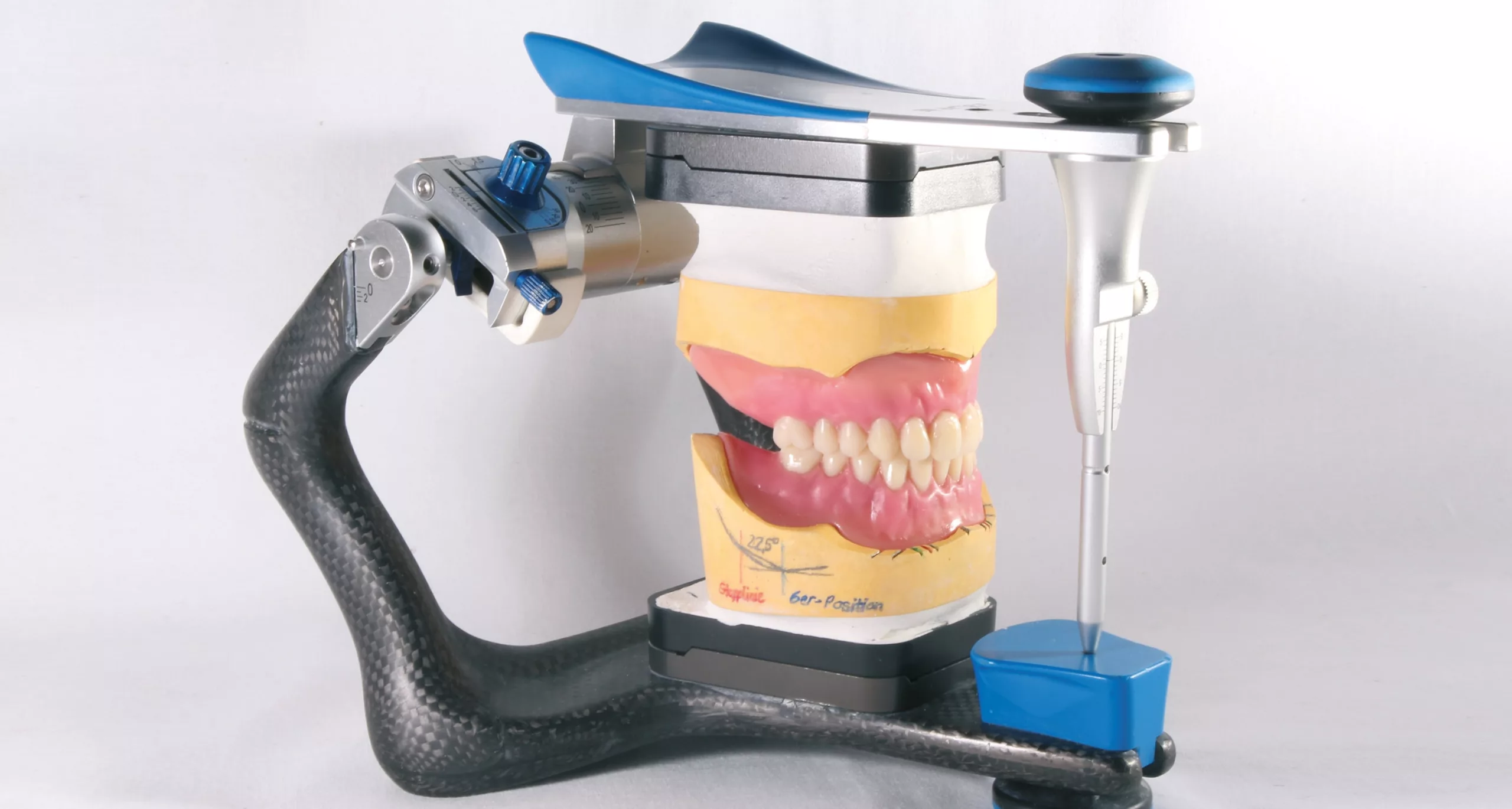 Die fertige Prüfungsarbeit im Artikulator.