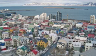 Blick auf Islands Hauptstadt Reykjavik.