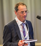 Prof. Iain Chapple, UK, Generalsekretär der EFP.