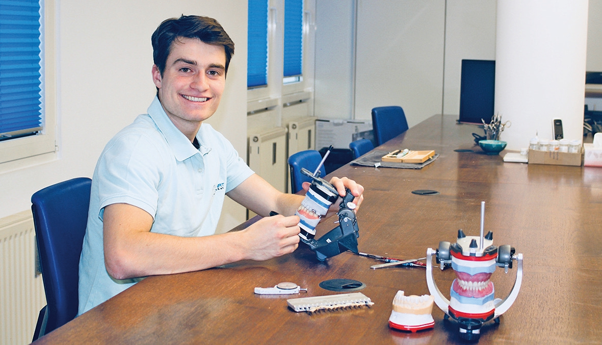 Abb. 1: Claudius Reiser bei der Arbeit für den Gysi-Wettbewerb.