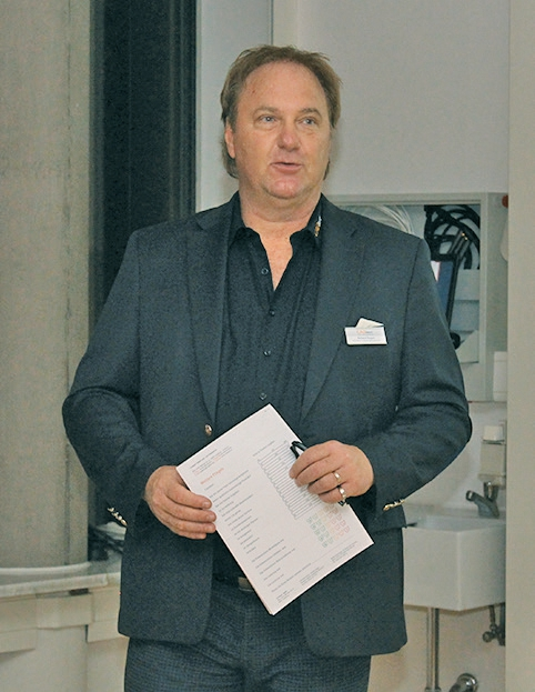 ZTM Roland Rager, Inhaber und Geschäftsführer von CADdent.