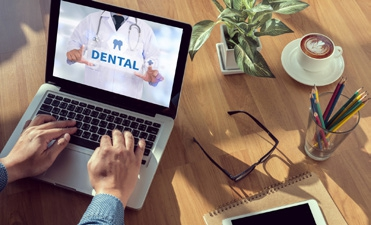 © Dental Insurance