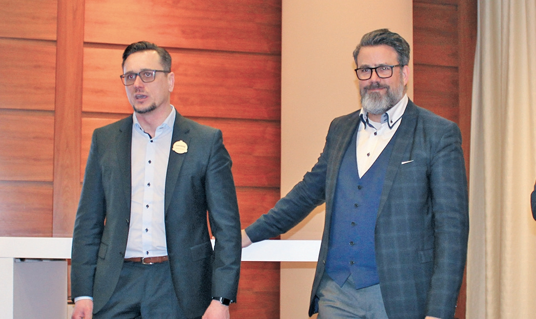 Florian Grathwol (links) und Sascha Wethlow stellten sich den Fragen der Journalisten.