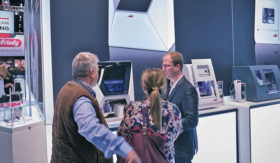 Abb. 2: vhf stellte u. a. sein neuestes Gerät, die K5+, vor.