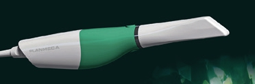 Leicht & schlank ist der Intraoralscanner Planmeca Emerald.