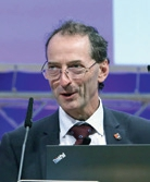 Prof. Dr. Iain Chapple.