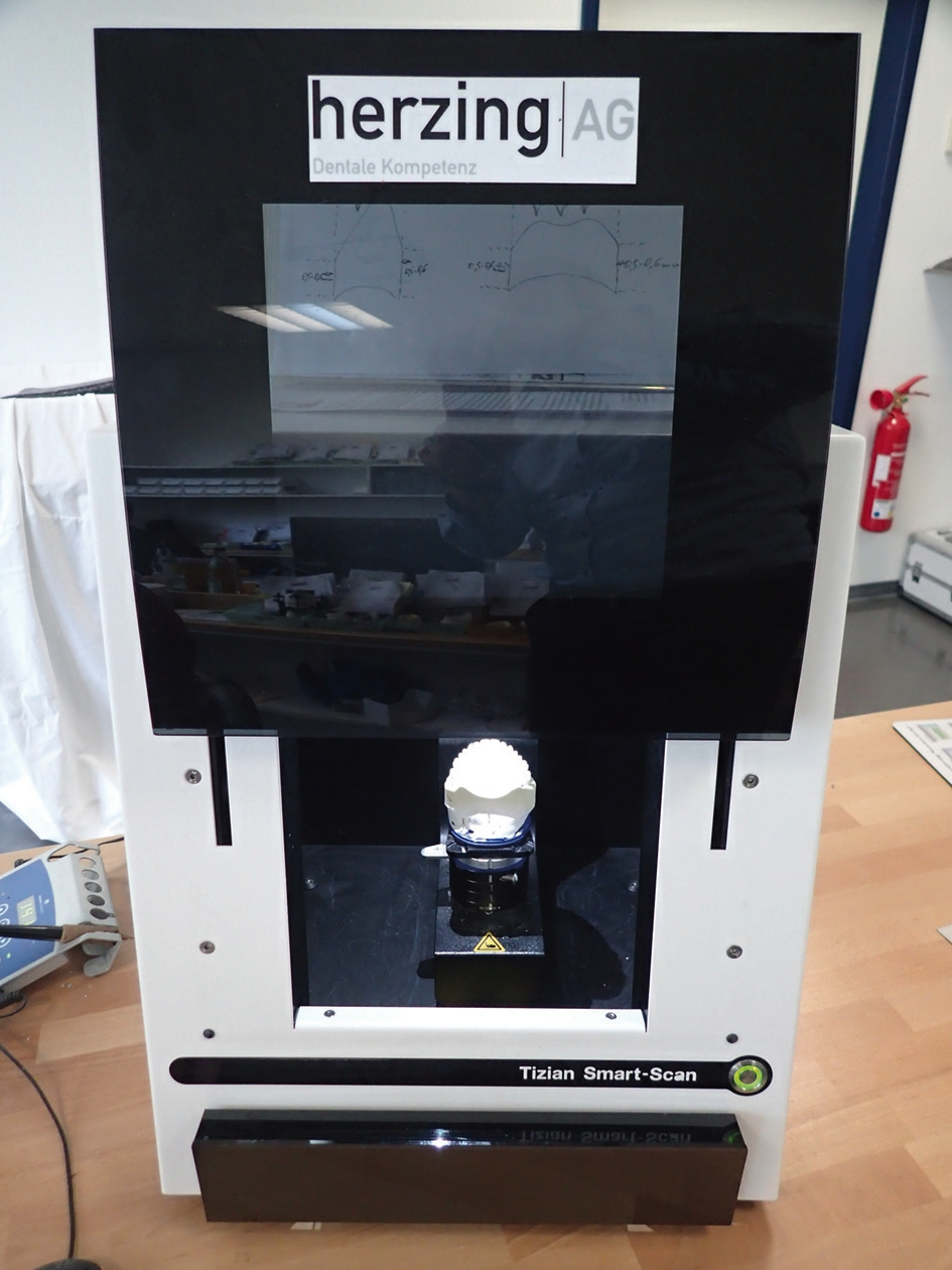 Abb. 4: Laborscanner.