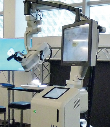 Abb. 4: Das volldigitale 3D-Operationsmikroskop liefert ein hochaufgelöstes 3D-Bild.