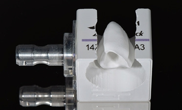 Abb. 6: Die mit der CEREC MC XL trockengefräste Krone.
