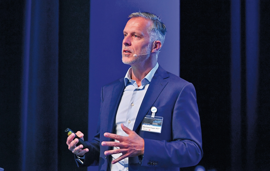 Abb. 6: ZTM Bernhard Egger – einer der Referenten, der mit inhaltsreichen Informationen zu überzeugen wusste.