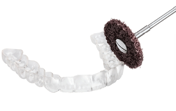 Das Faservliesrad 9486 wurde speziell für die Schienentechnik entwickelt.