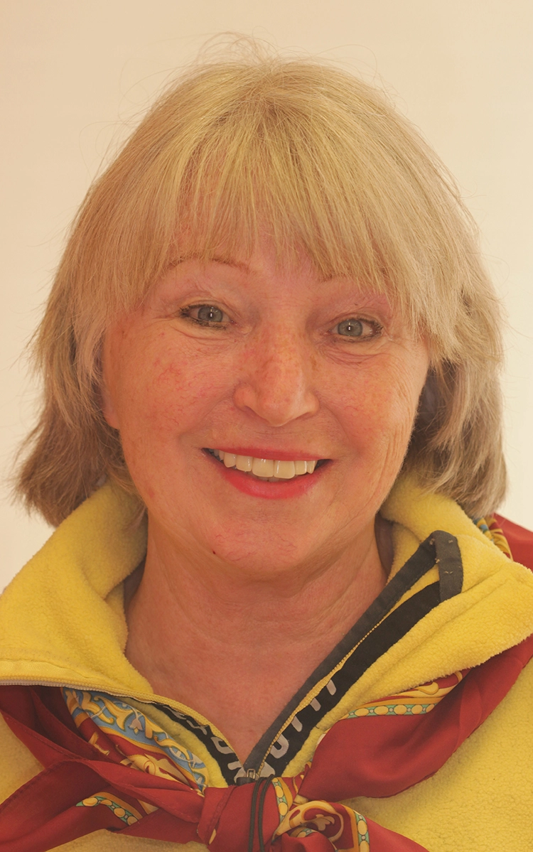 Abb. 35: Schlussportrait en face mit einem Lachen.