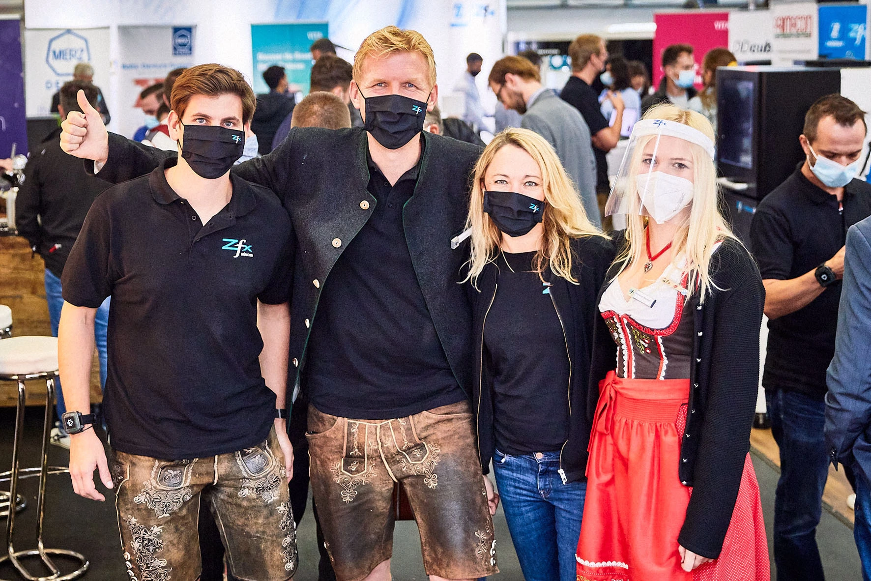 Zfx-Gründer ZT Oliver Hill (m.) freute sich über viel Lob für die Veranstaltung.