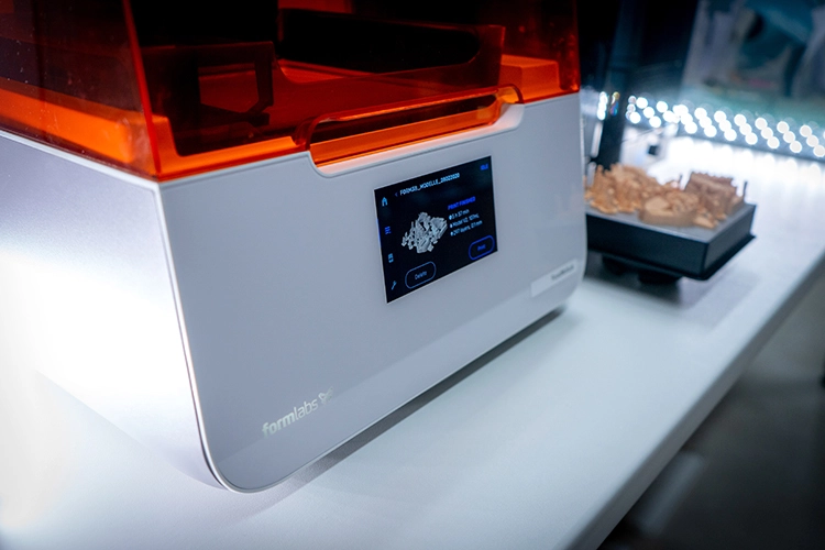 Abb. 1: Mit einem 3D-Drucker lassen sich heutzutage viele Materialien erstellen.