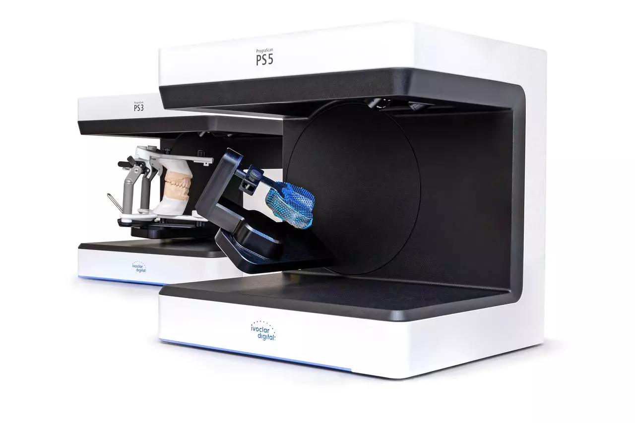 Die beiden Laborscanner PrograScan PS3 und PS5 sind leistungsstarke und zuverlässige Partner für das Scannen im Dentallabor.